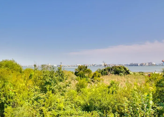 Bay Views! Luxury Family Retreat In Ocean Holiday home